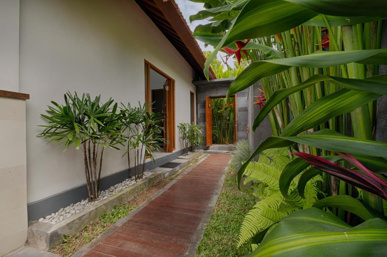 Nadira Bali *